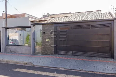 Casa com 3 Quartos à venda, 250m² no Jardim Belo Horizonte, Londrina