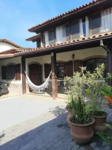 Casa com 6 Quartos à venda, 295m² no Piratininga, Niterói