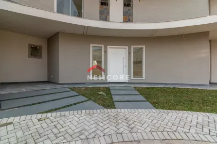 Sobrado com 4 Quartos à venda, 220m² no Cidade Industrial, Curitiba