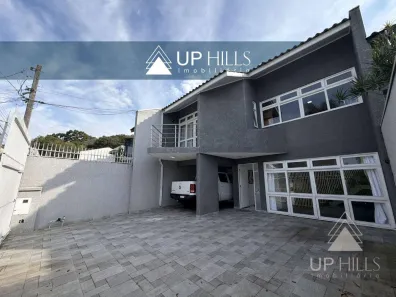 Casa com 3 Quartos à venda, 225m² no Ahú, Curitiba