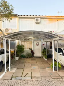 Sobrado com 2 Quartos à venda, 77m² no Rio Branco, Canoas