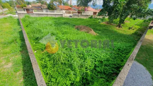 Lote/Terreno à venda, 900m² no Praia das Palmeiras, Caraguatatuba