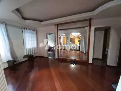 Casa com 4 Quartos à venda, 140m² no Icaraí, Divinópolis