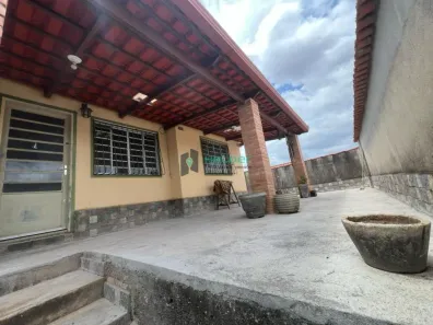 Casa com 3 Quartos à venda, 120m² no Conjunto Habitacional Jalila Conceição Pedrosa, Betim