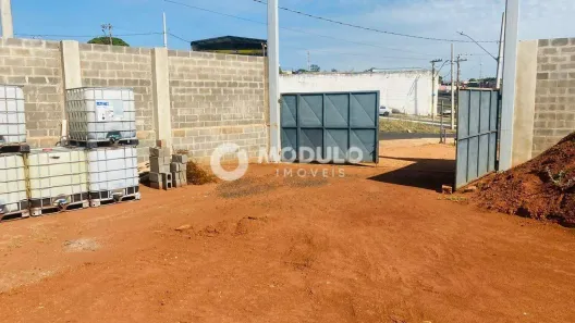 Lote/Terreno à venda, 1080m² no Dona Zulmira, Uberlândia