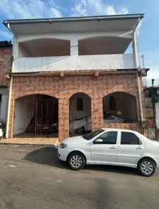 Casa com 5 Quartos à venda, 250m² no Japiim, Manaus