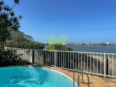 Casa com 3 Quartos à venda, 369m² no Granja dos Cavaleiros, Macaé