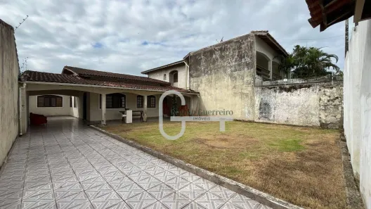 Casa com 3 Quartos à venda, 126m² no Balneário Stella Maris, Peruíbe