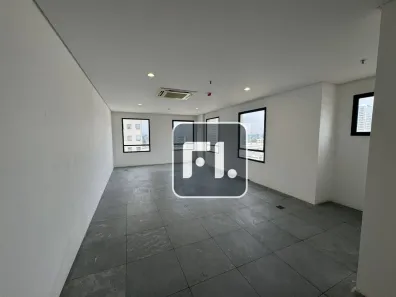 Sala Comercial para alugar, 52m² no Alphaville Industrial, Barueri