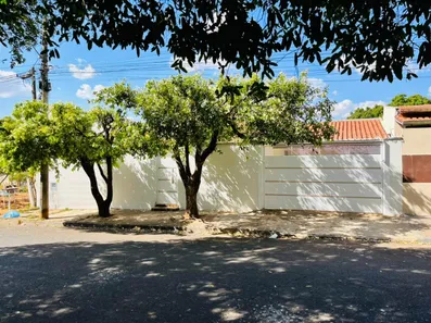 Casa com 3 Quartos à venda, 210m² no São João, Votuporanga