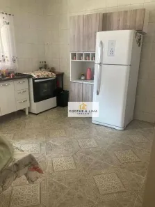 Casa com 2 Quartos à venda, 80m² no Alto São Pedro, Taubaté