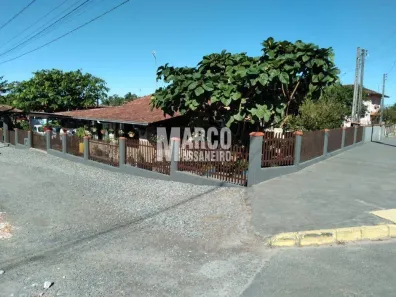 Casa com 2 Quartos à venda, 399m² no Pinheiros, Balneário Barra do Sul