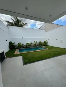 Casa com 3 Quartos à venda, 248m² no Cidade Jardim, Uberlândia