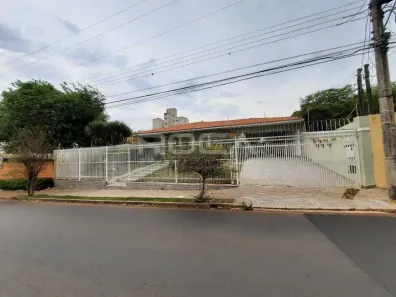 Casa com 3 Quartos para alugar, 460m² no Parque Arnold Schimidt, São Carlos