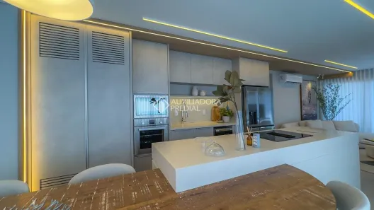 Apartamento com 2 Quartos à venda, 86m² no Jurerê, Florianópolis