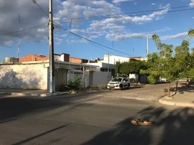Casa com 3 Quartos à venda, 350m² no Maria Auxiliadora, Petrolina