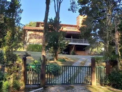 Casa de Condomínio com 5 Quartos à venda, 602m² no Chácaras Cataguá, Taubaté