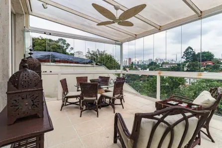 Casa com 3 Quartos à venda, 300m² no Pacaembu, São Paulo