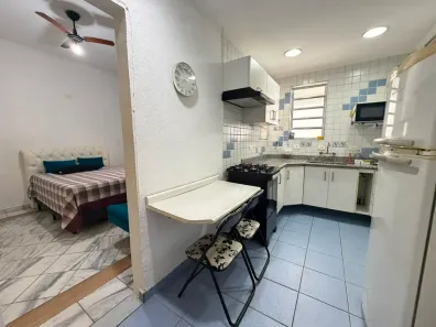 Apartamento com 1 Quarto para alugar, 25m² no Gonzaga, Santos