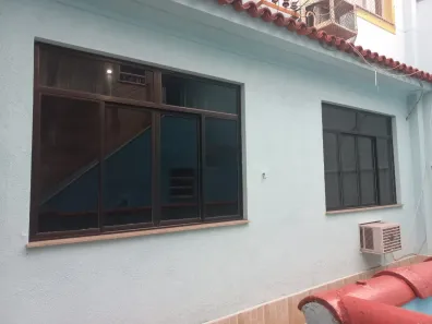 Casa com 2 Quartos à venda, 80m² no Olaria, Rio de Janeiro