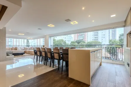 Apartamento com 4 Quartos para alugar, 250m² no Vila Mariana, São Paulo