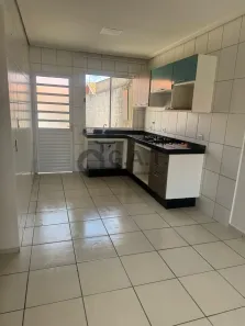 Casa de Condomínio com 2 Quartos à venda, 51m² no Parque Vitória Régia, Sorocaba