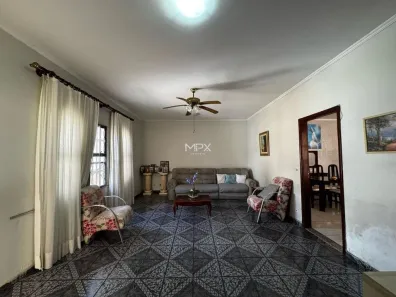 Casa com 3 Quartos à venda, 175m² no Pompéia, Piracicaba