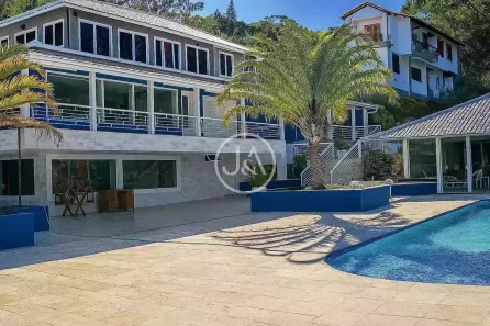 Casa com 6 Quartos à venda, 1500m² no Retiro, Petrópolis