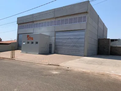 Galpão/Depósito/Armazém para alugar, 550m² no Jardim Terra Branca, Bauru