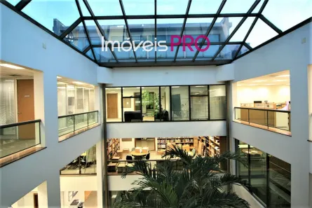 Prédio Comercial à venda, 2300m² no Vila Hamburguesa, São Paulo