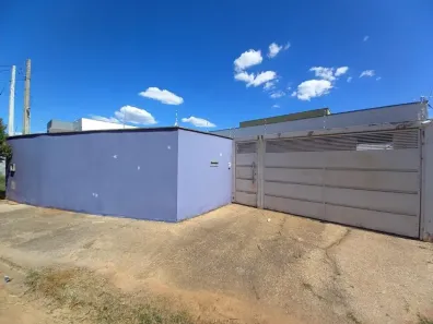 Casa com 3 Quartos para alugar, 90m² no Jardim Florença, Marília
