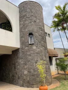 Sobrado com 3 Quartos à venda, 432m² no Vila Nogueira, Campinas