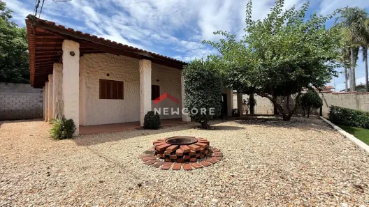 Fazenda/Sítio com 4 Quartos à venda, 302m² no Núcleo Urbano Parque Ana Helena, Jaguariúna