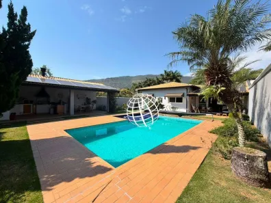 Casa de Condomínio com 3 Quartos à venda, 231m² no Condomínio Flamboyant-B, Atibaia