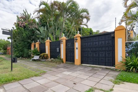 Casa com 3 Quartos à venda, 280m² no Vila Assunção, Porto Alegre