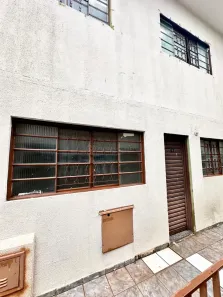 Kitnet com 1 Quarto para alugar, 30m² no Zona 07, Maringá