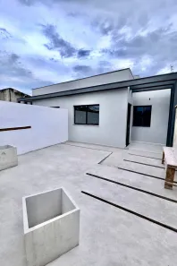 Casa com 2 Quartos à venda, 64m² no Balneário dos Golfinhos, Caraguatatuba