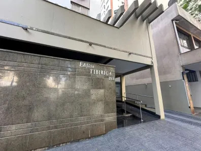 Apartamento com 4 Quartos para alugar, 120m² no Zona 01, Maringá