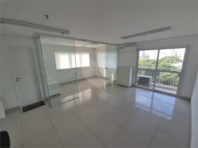 Sala Comercial à venda, 37m² no Água Branca, São Paulo
