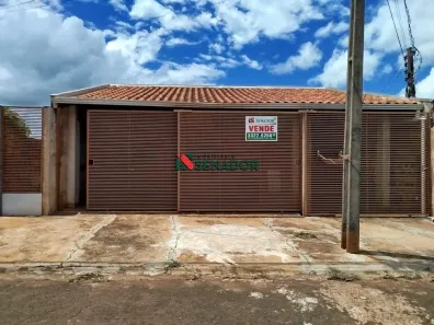 Casa com 4 Quartos à venda, 200m² no Jardim Santo André, Londrina