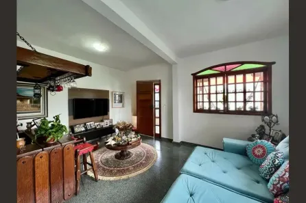 Casa com 4 Quartos à venda, 332m² no Monsenhor Messias, Belo Horizonte