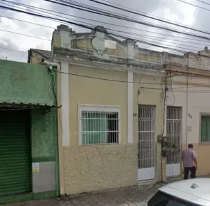 Casa com 5 Quartos à venda, 140m² no Centro, Campos dos Goytacazes