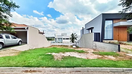 Lote/Terreno à venda, 315m² no Residencial Central Parque, Salto