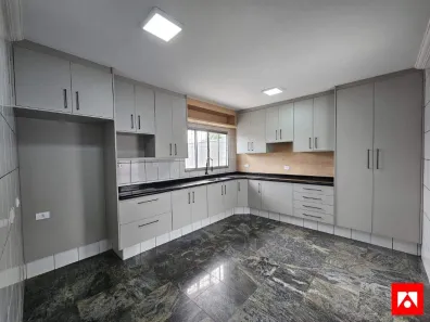 Casa com 4 Quartos para alugar, 223m² no Vila Grego, Santa Bárbara D'Oeste