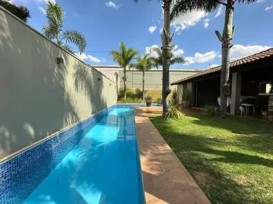 Casa de Condomínio com 3 Quartos à venda, 315m² no Jardim do Lago, Uberaba