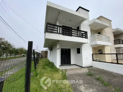 Sobrado com 2 Quartos para alugar, 100m² no Tramandaí, Tramandaí