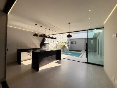 Casa com 3 Quartos à venda, 347m² no Jardim Cidade Monções, Maringá