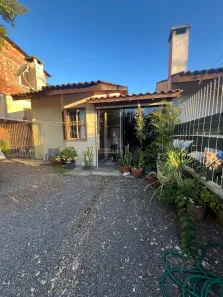 Casa com 2 Quartos à venda, 48m² no Restinga, Porto Alegre