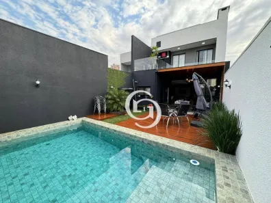 Sobrado com 3 Quartos à venda, 265m² no Centro, Cascavel
