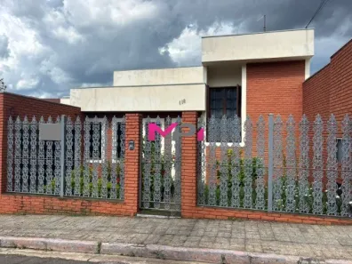 Sobrado com 3 Quartos à venda, 253m² no Jardim Morumbi, Jundiaí